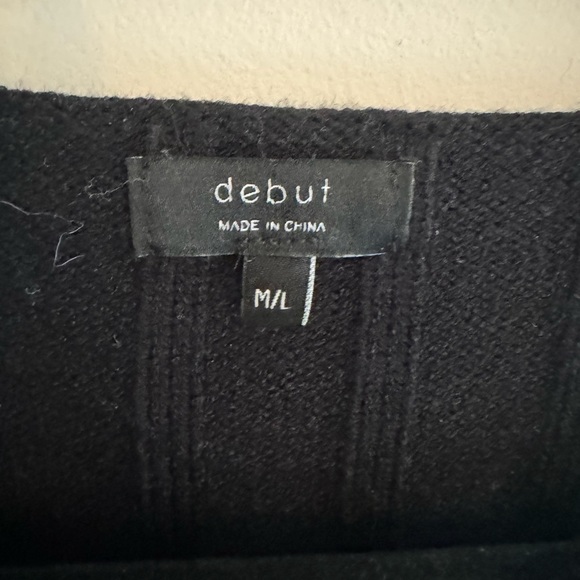 Sweater - Picture 3 of 3